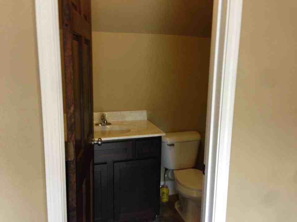 732 Maple St - Photo 2 of 17