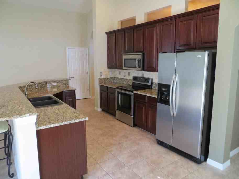 3317 Coconut Grove Rd - Photo 3 of 28