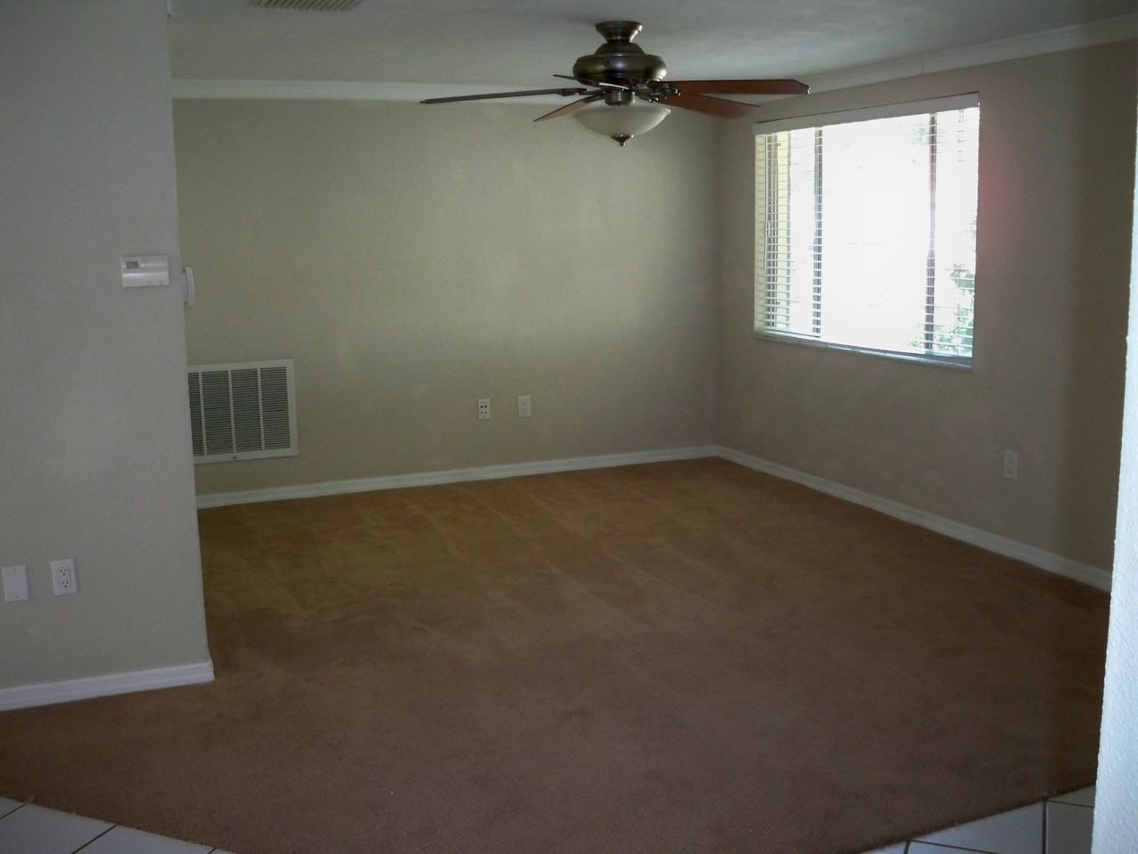 3626 Bluebell Ln - Photo 3 of 9