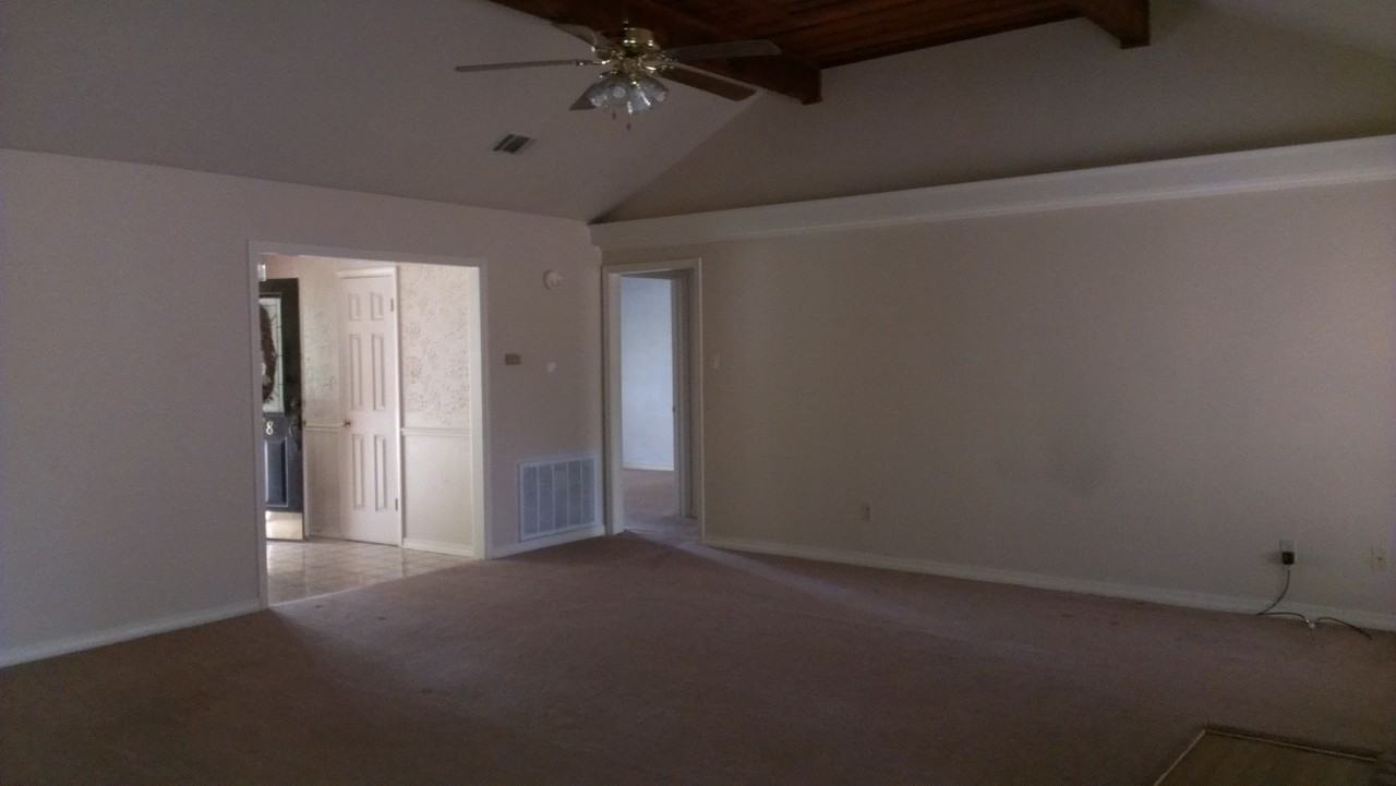 9228 W Aragon Dr - Photo 2 of 9