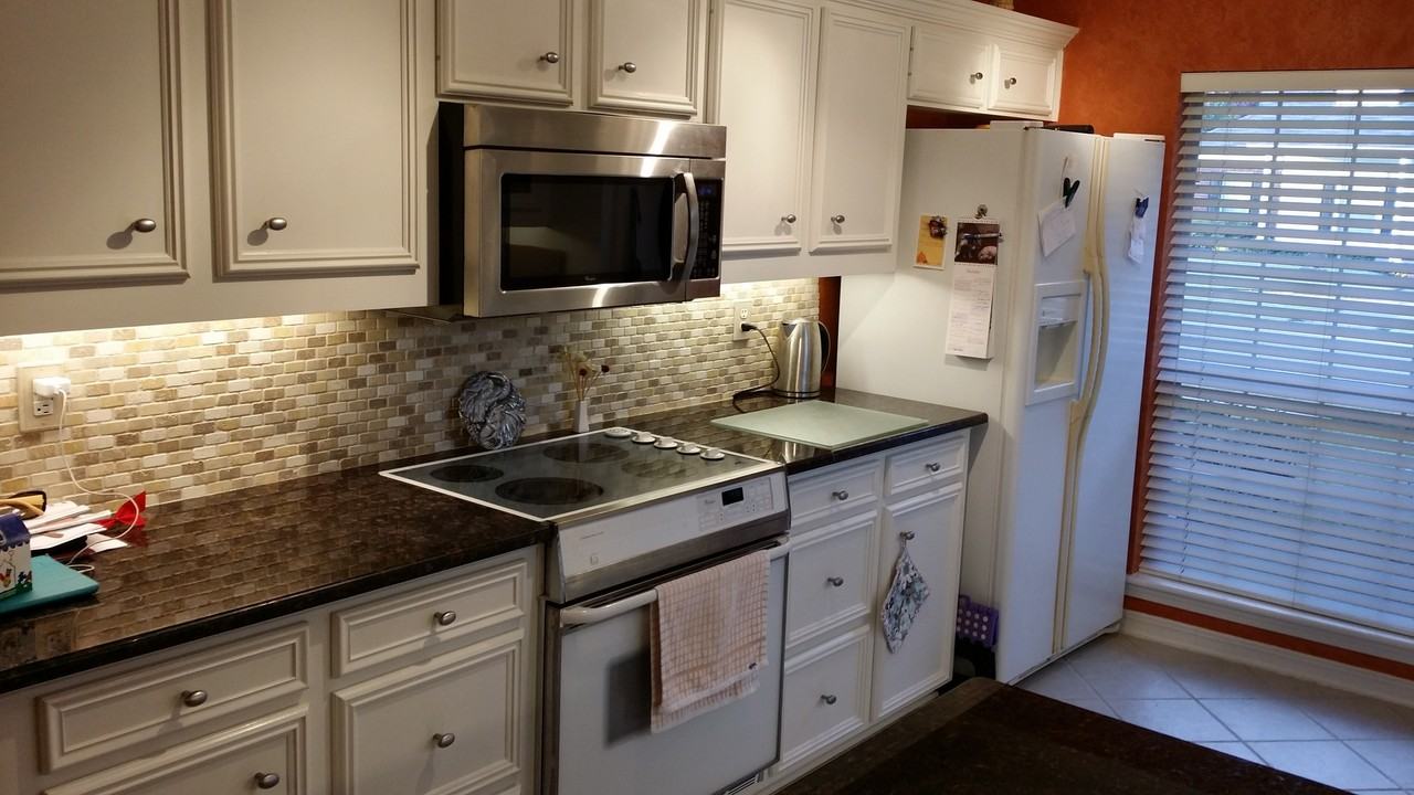 495 Shenandoah Dr - Photo 2 of 8