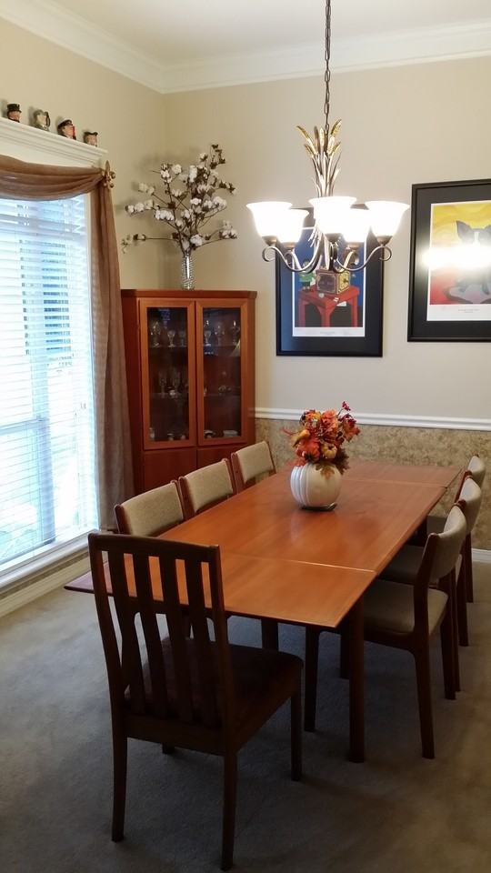 495 Shenandoah Dr - Photo 3 of 8