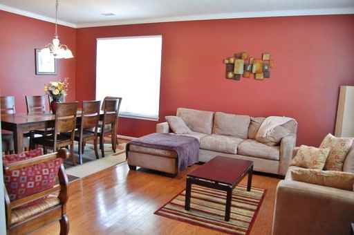 108 Touvelle Ct - Photo 3 of 19