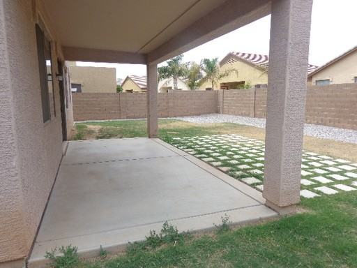 16812 W Marconi Ave - Photo 3 of 15