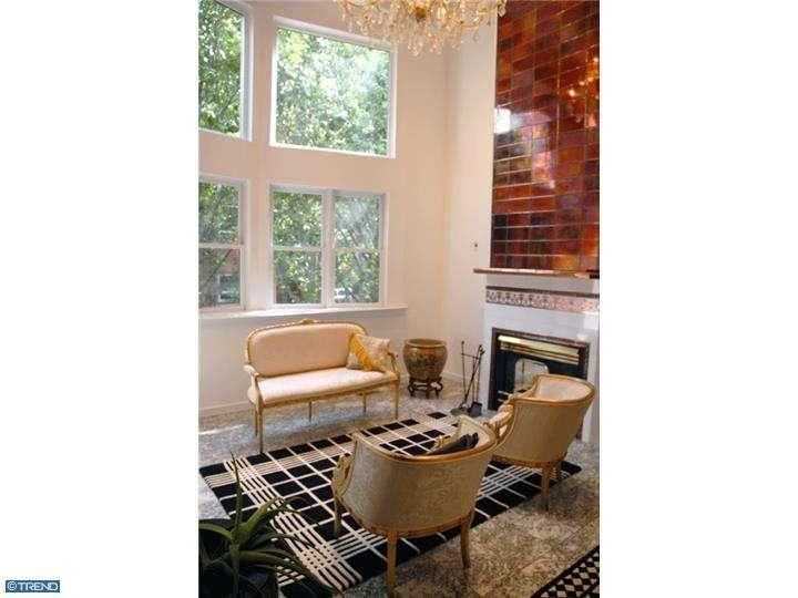 2131 Race St - Photo 3 of 17