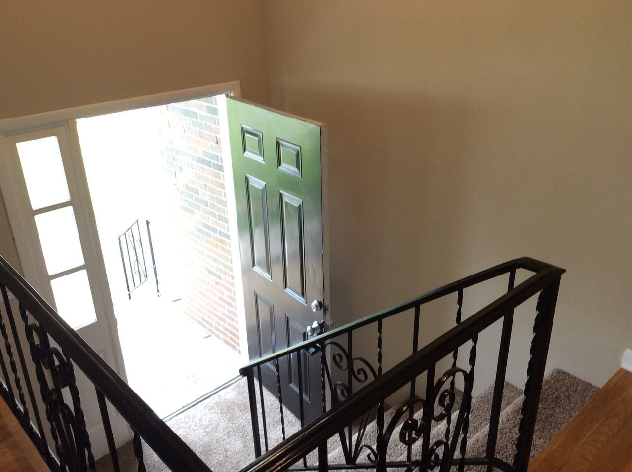 1000 Sunny Dell Ln - Photo 3 of 13