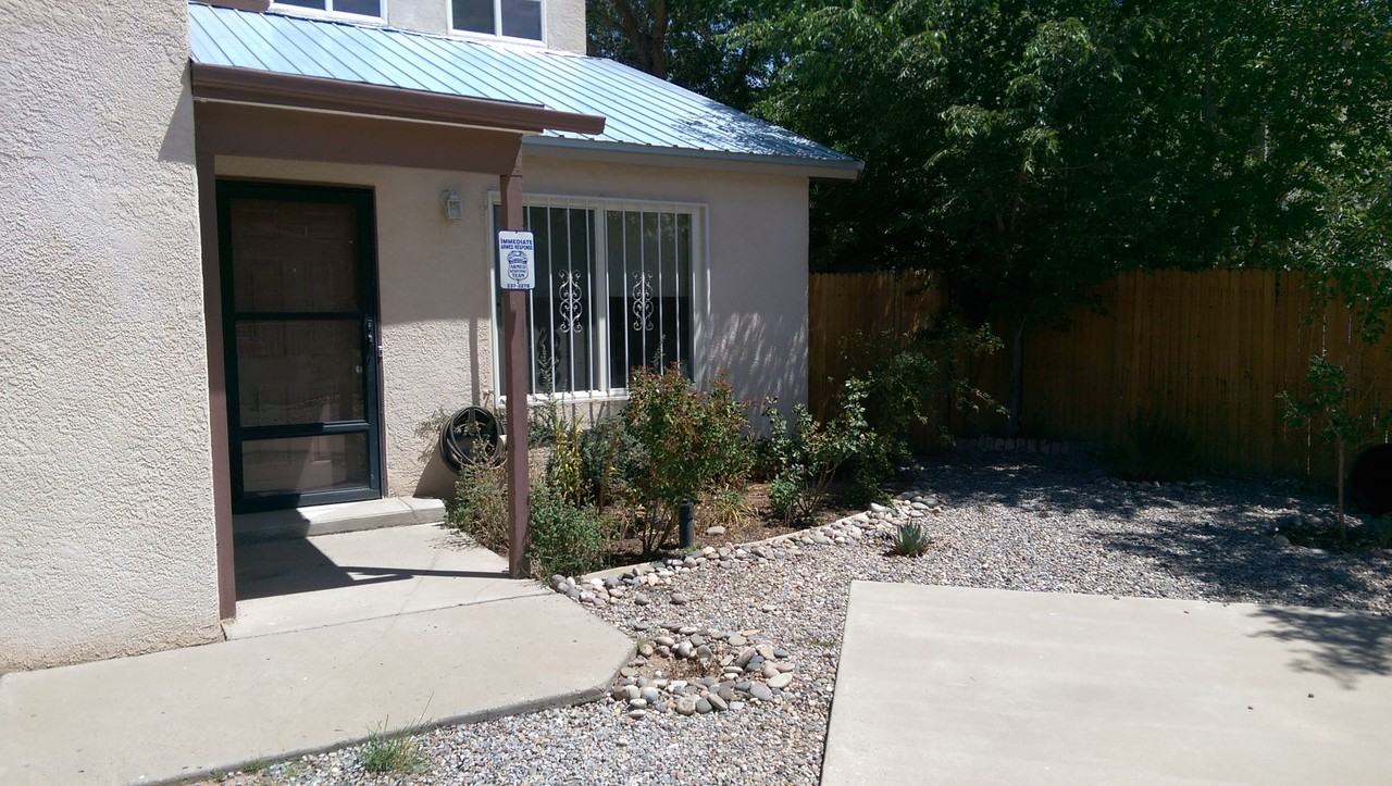 1201 Aztec Rd NW - Photo 2 of 22