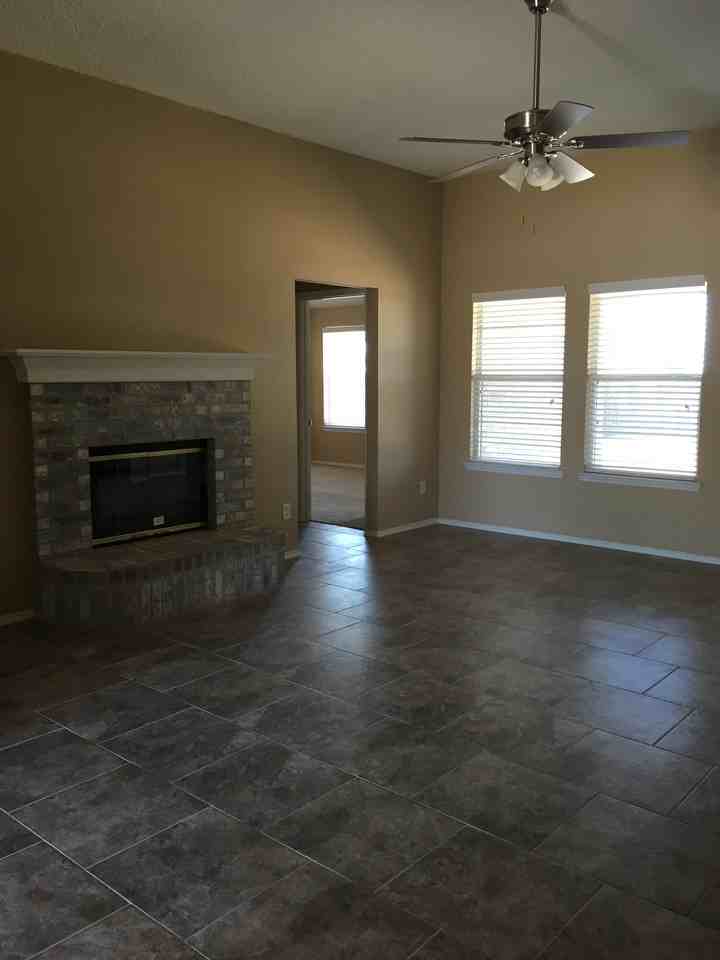 9308 Lisa Ct - Photo 2 of 20