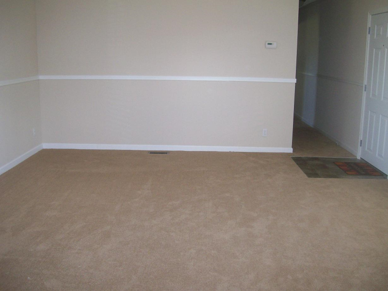 181 Silver Birch Cir - Photo 3 of 5