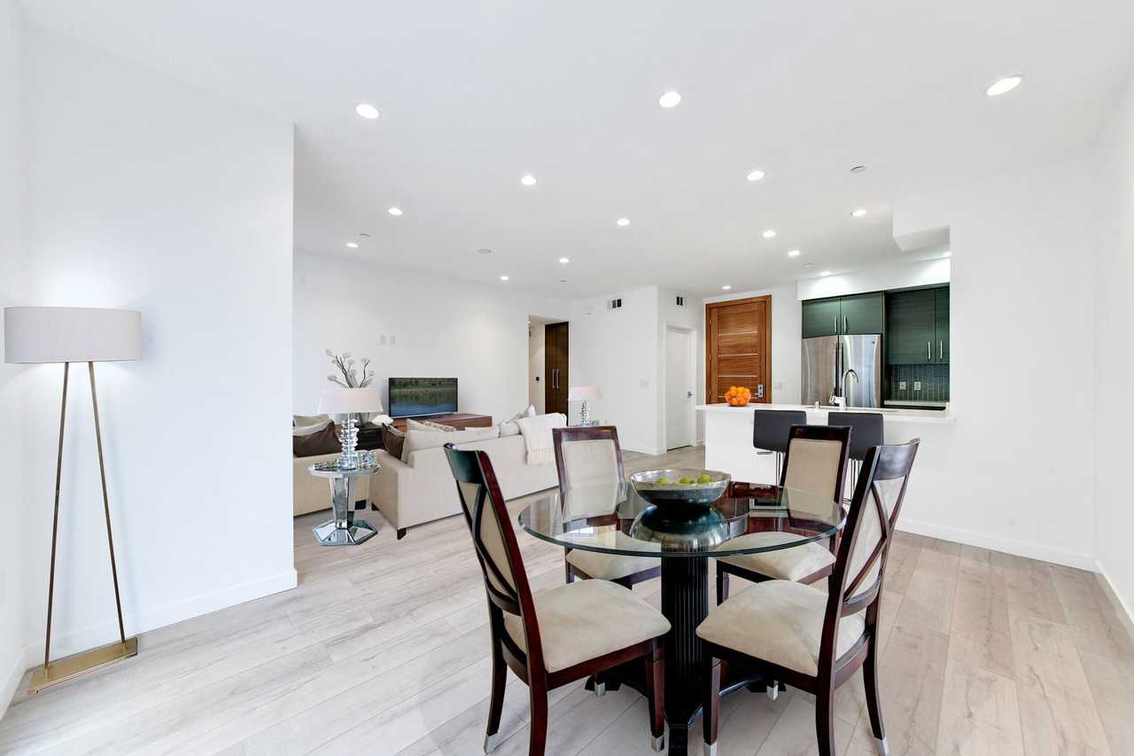 The Carlton At Hollywood - Photo 5 of 72