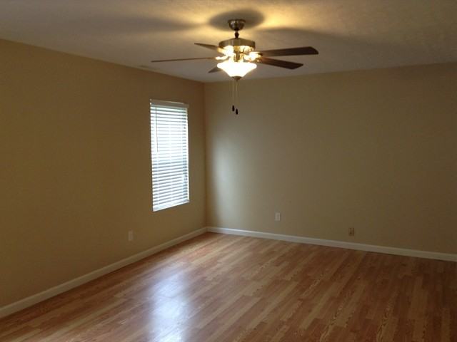 4645 Bluejay Ct - Photo 3 of 12