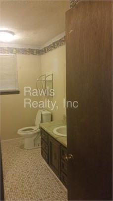 410 Talmadge Ave - Photo 3 of 6