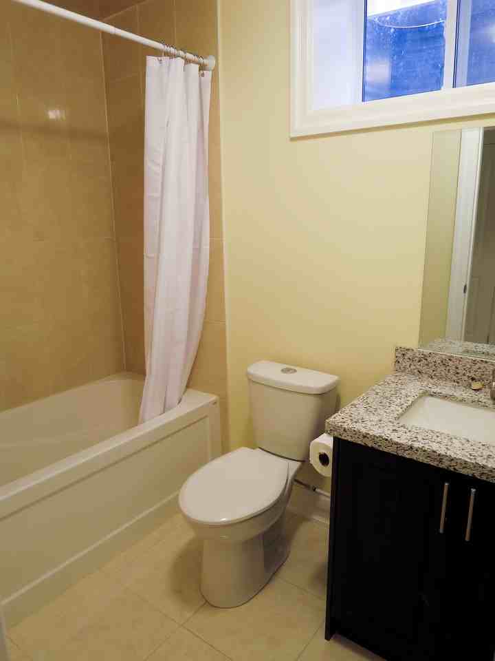 35 Dee Avenue - Photo 3 of 7