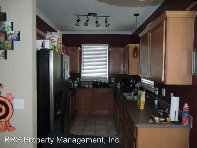 30610 Cassie Ln - Photo 3 of 12