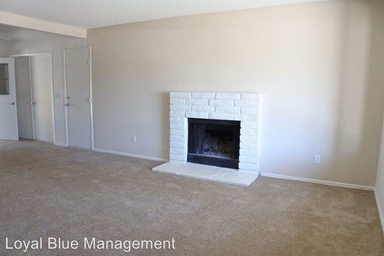 17616 Valeport Ave - Photo 3 of 15
