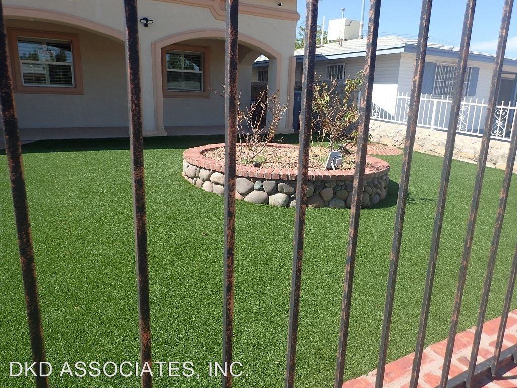 7604 Parkland Dr - Photo 2 of 46