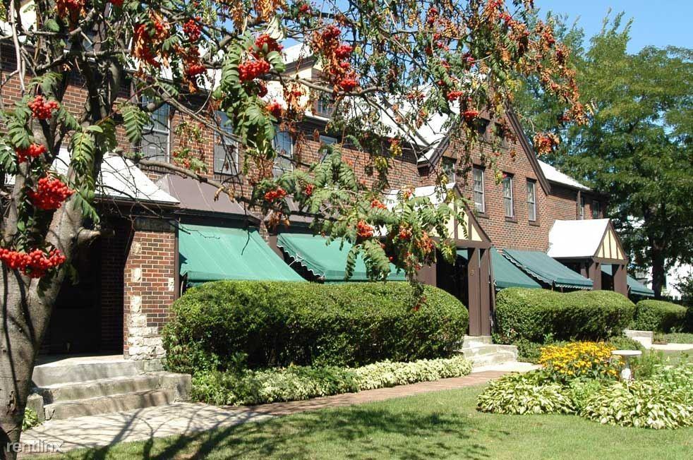 Tudor Gardens Apartments 200 Sanders Rd, Buffalo, NY 14216 Zumper