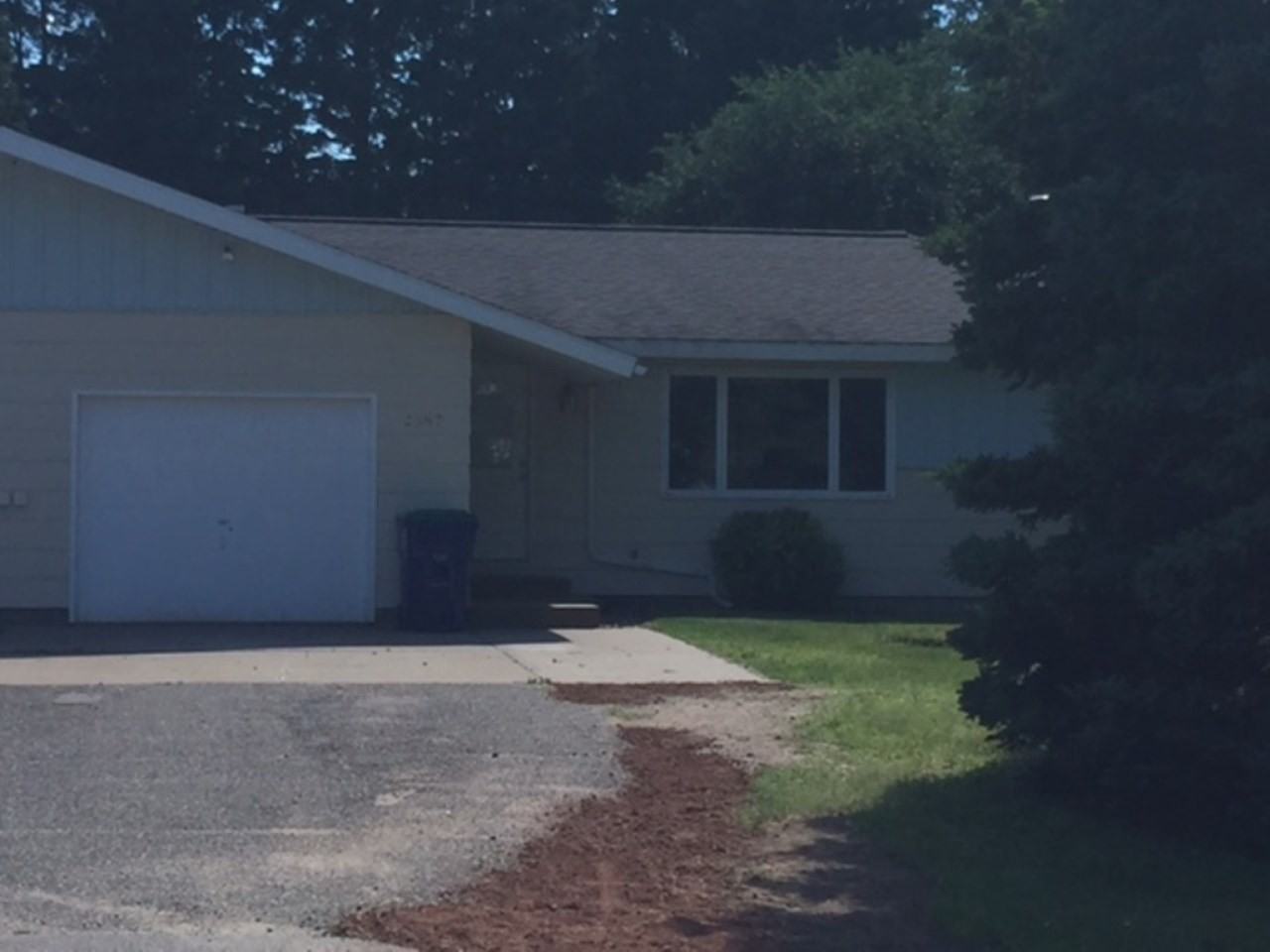 2367 Downing Dr - Photo 2 of 36