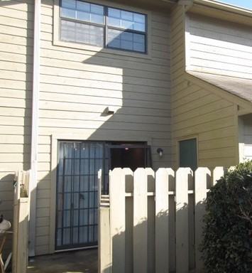 1713 S 41st St - Photo 2 of 2