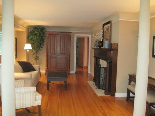 5412 Edenmoor St - Photo 2 of 12