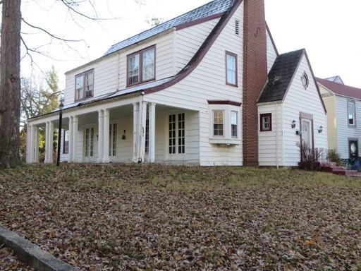 1408 Glendale Ave - Photo 2 of 11