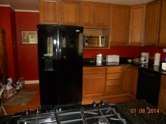711 Acacia Ave - Photo 2 of 11