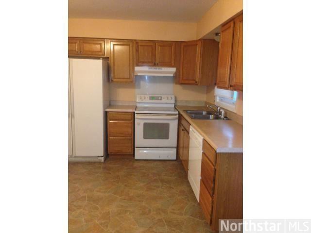 8400 Northern Dr - Photo 2 of 10