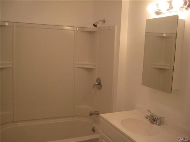 54 Randall Ave 1 - Photo 3 of 3