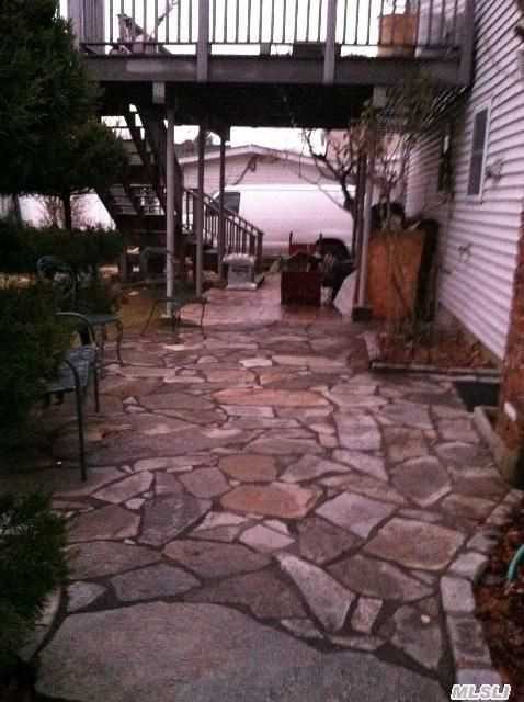 1565 11th St - Photo 3 of 6