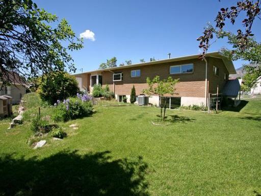 1855 Stadium Cir - Photo 3 of 17