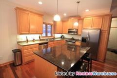 10315 Xylite St NE - Photo 3 of 15