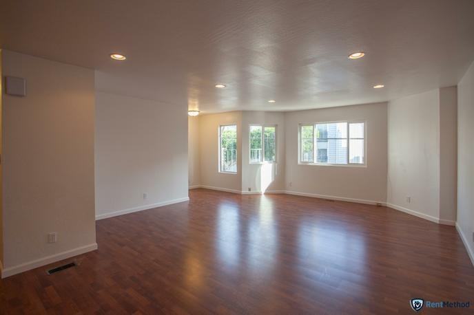 625 Octavia St - Photo 3 of 20