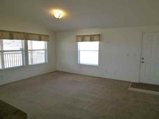 12100 Paseo Del Norte Blvd NE - Photo 2 of 10