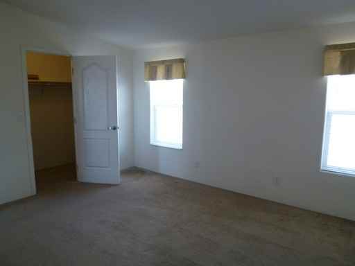 12100 Paseo Del Norte Blvd NE - Photo 3 of 10