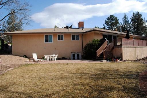 2213 Vista Larga Ave NE - Photo 3 of 25