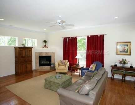 365 Brookhaven Pl - Photo 3 of 9