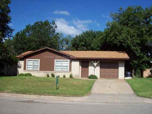 3852 Bonnie Dr - Photo 2 of 4