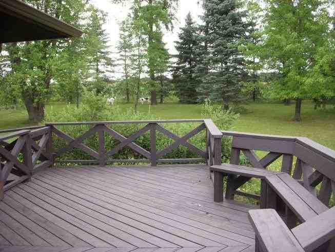 1129 Viking Blvd NW - Photo 2 of 8