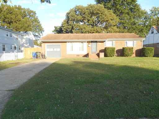 410 Brentwood Dr - Photo 2 of 17