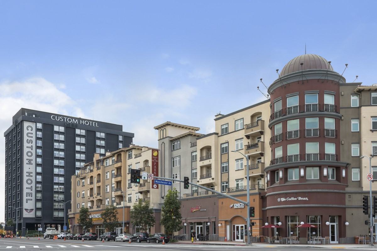 Playa Del Oro - Photo 2 of 17