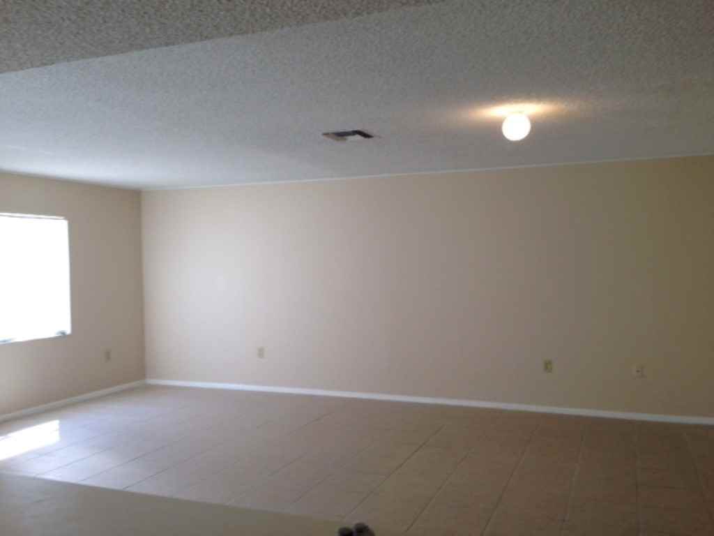 5048 Sherry Ln - Photo 2 of 6