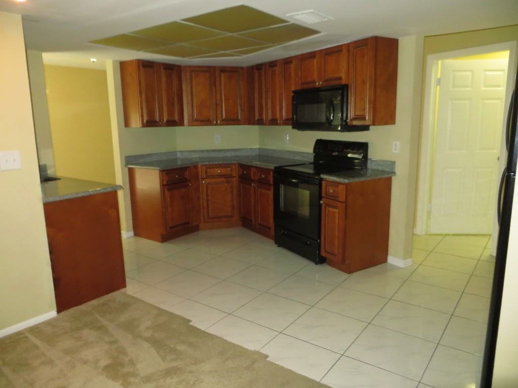 13702 Country Ct Dr - Photo 2 of 5