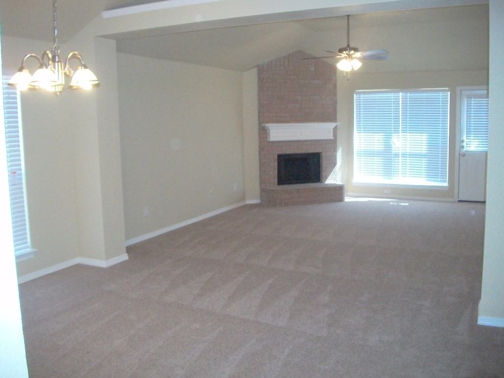 8128 Whitney Ln - Photo 2 of 10