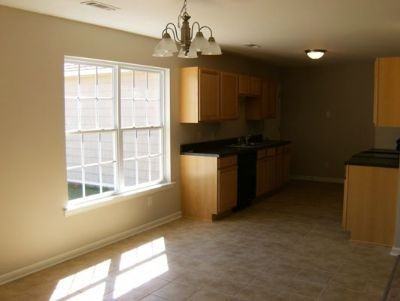 21892 Eastern Valley Rd - Photo 2 of 5