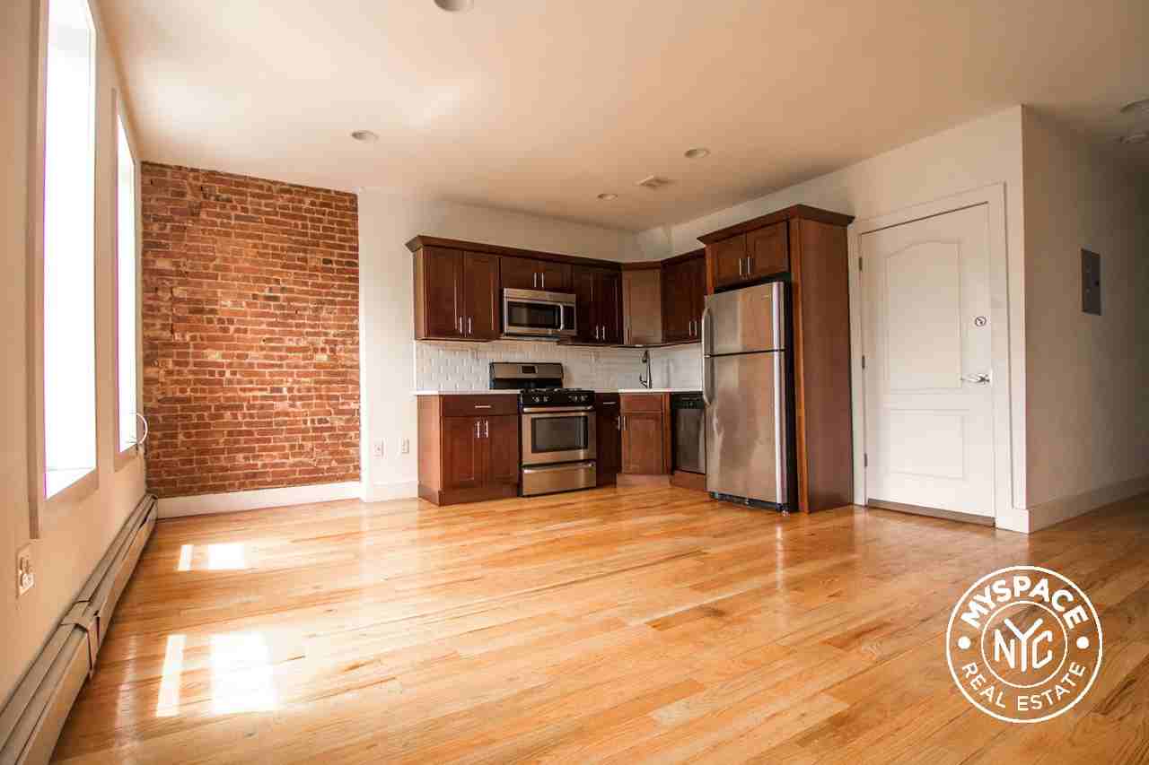 Stuyvesant Ave & Bainbridge St #4