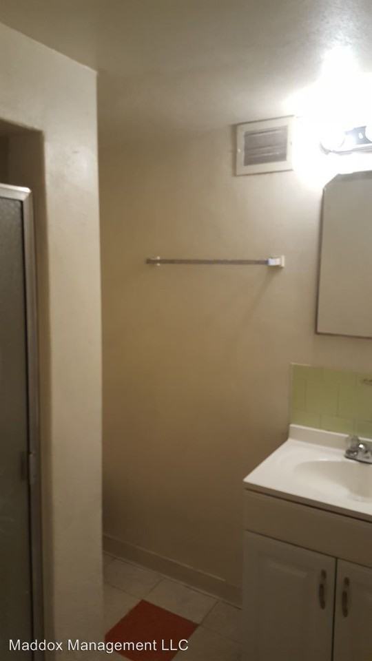 1317 Coal Ave SE - Photo 2 of 6