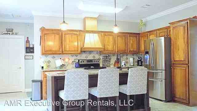 65 Palmetto Dr - Photo 3 of 12