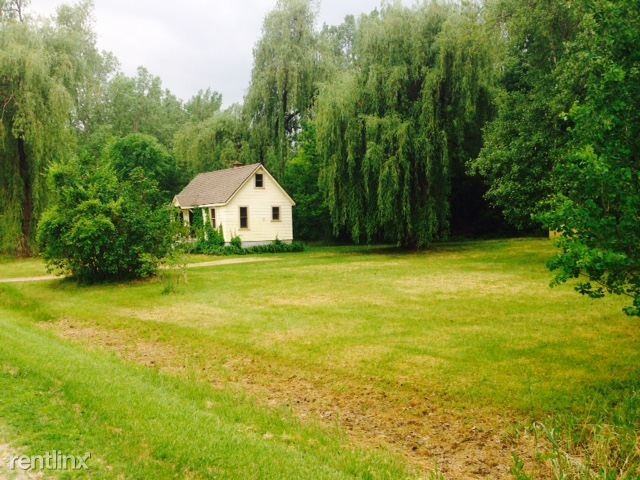 13331 N Genesee Rd - Photo 2 of 11