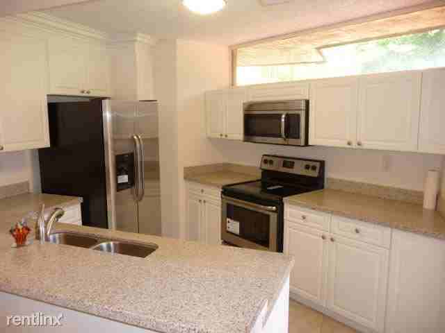 8099 Severn Dr #C - Photo 3 of 10