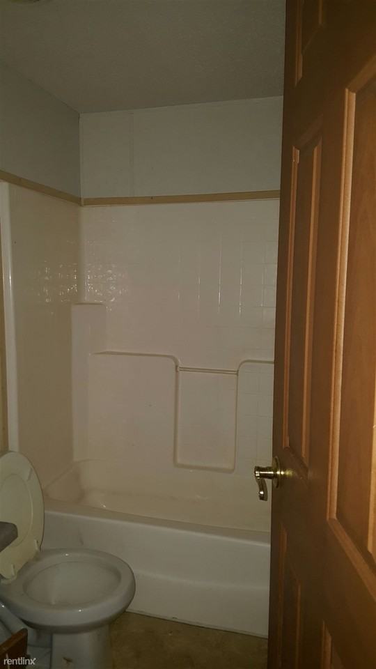 Southern Estates - Photo 3 of 10